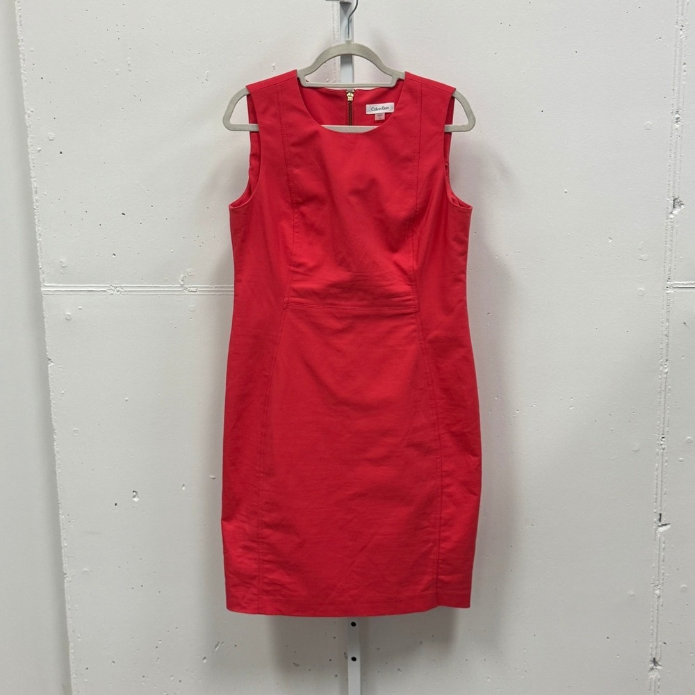 Calvin Klein Coral Sleeveless Sheath Dress Gold Back Zip Size 12 Career Office